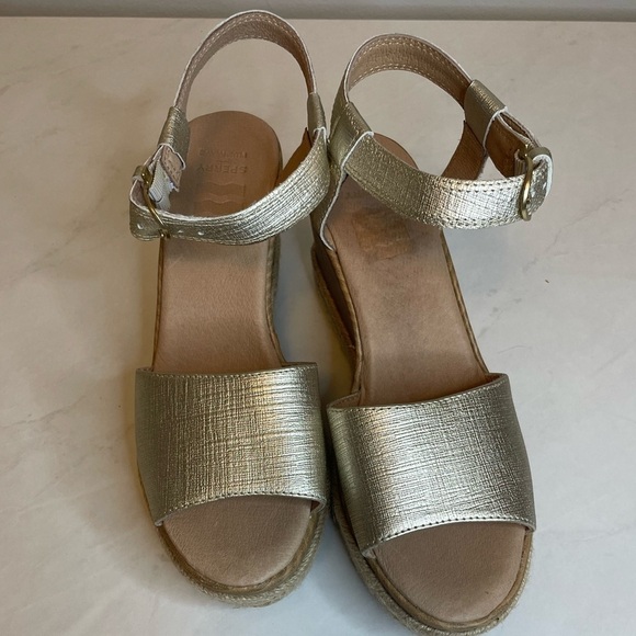 SPERRY Fairwater Plushwave Wedge Gold - Picture 11 of 11